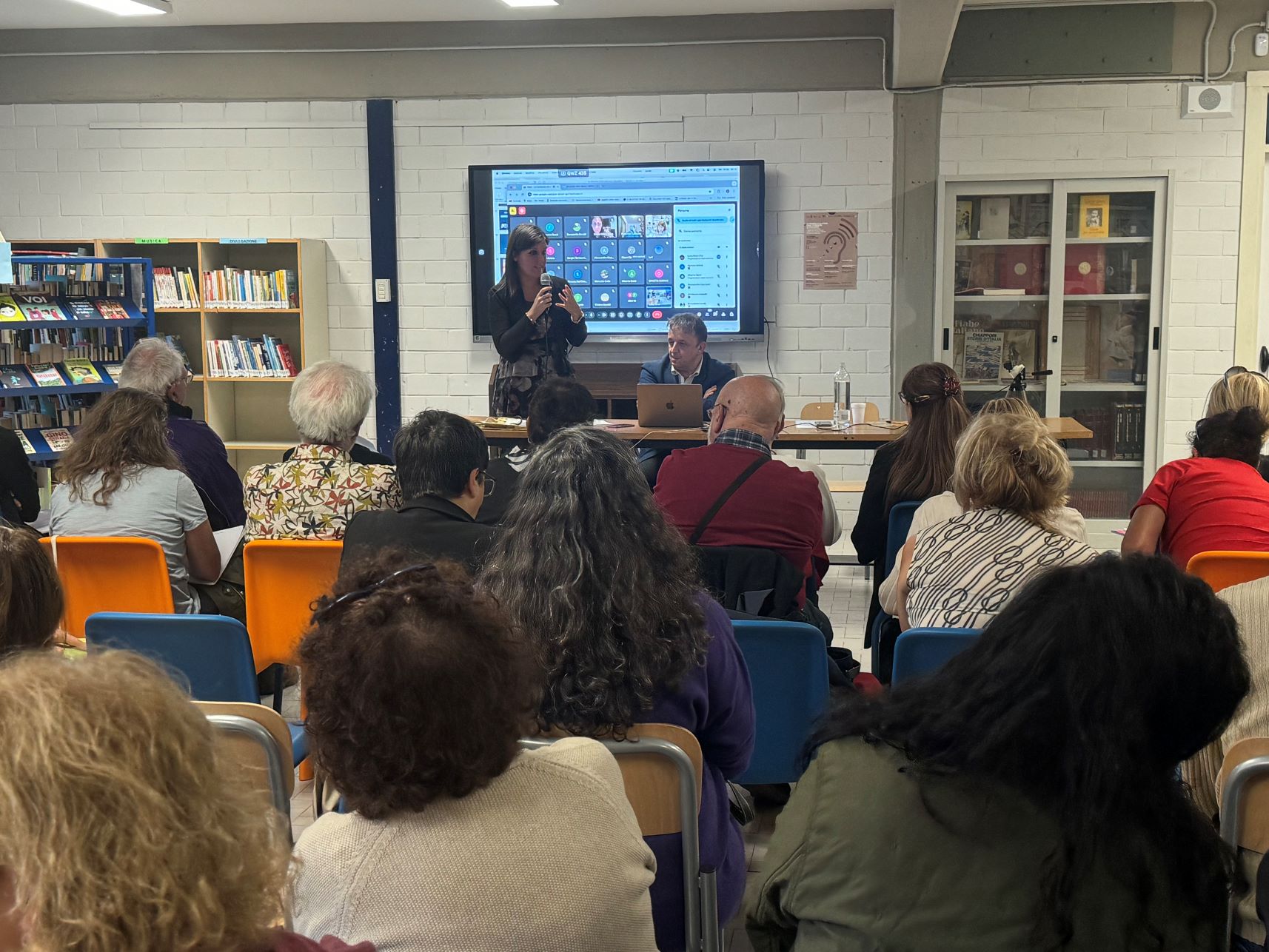 Costruire comunità  inclusive attraverso le contro-narrazioni