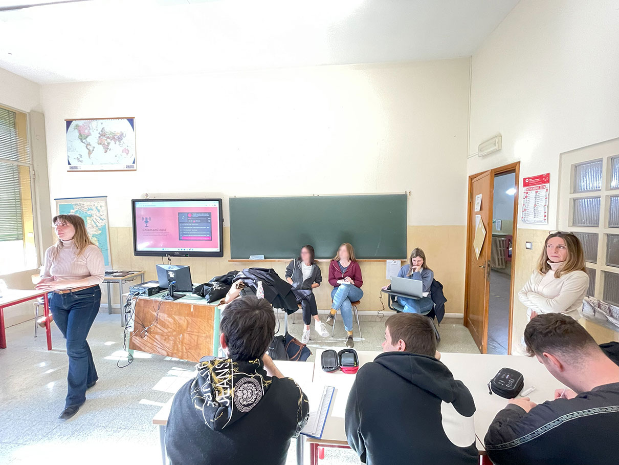 Costruire comunità inclusive attraverso le contro-narrazioni